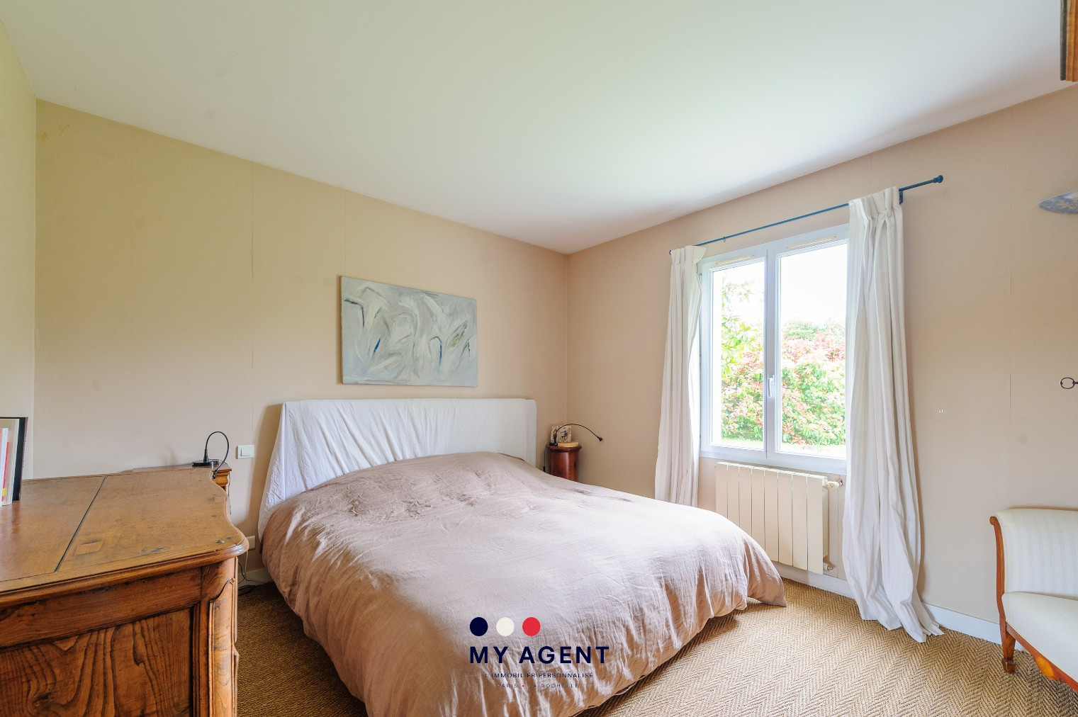 
                                                Vente
                                                 La Rochelle – à deux pas, maison au calme absolu