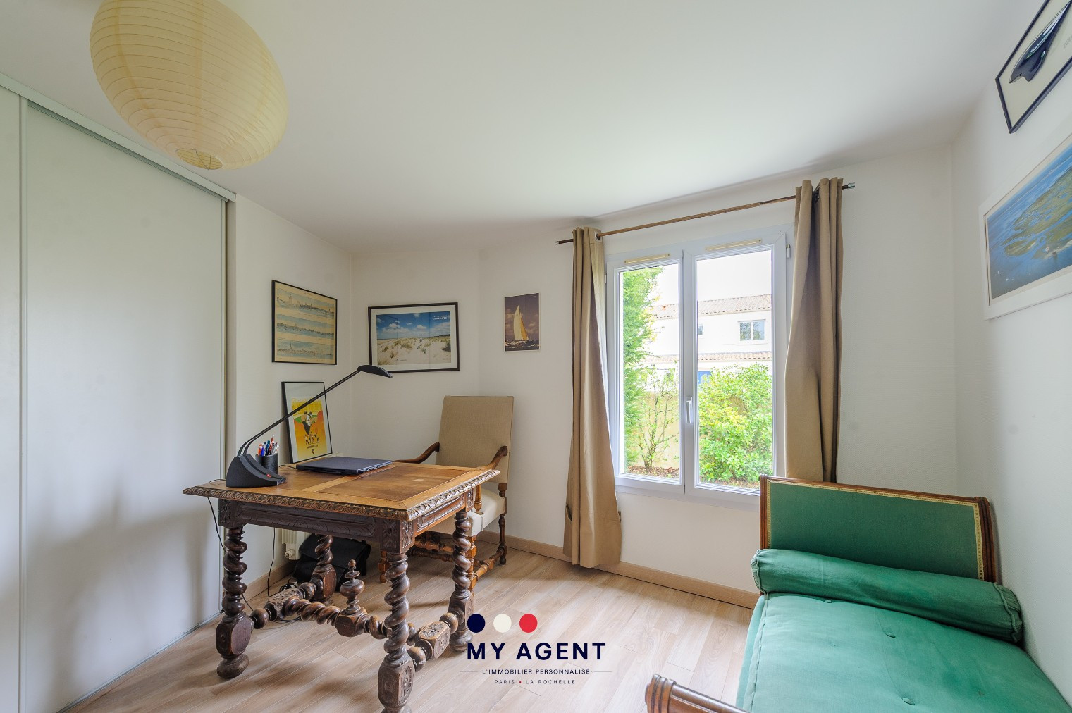 
                                                Vente
                                                 La Rochelle – à deux pas, maison au calme absolu