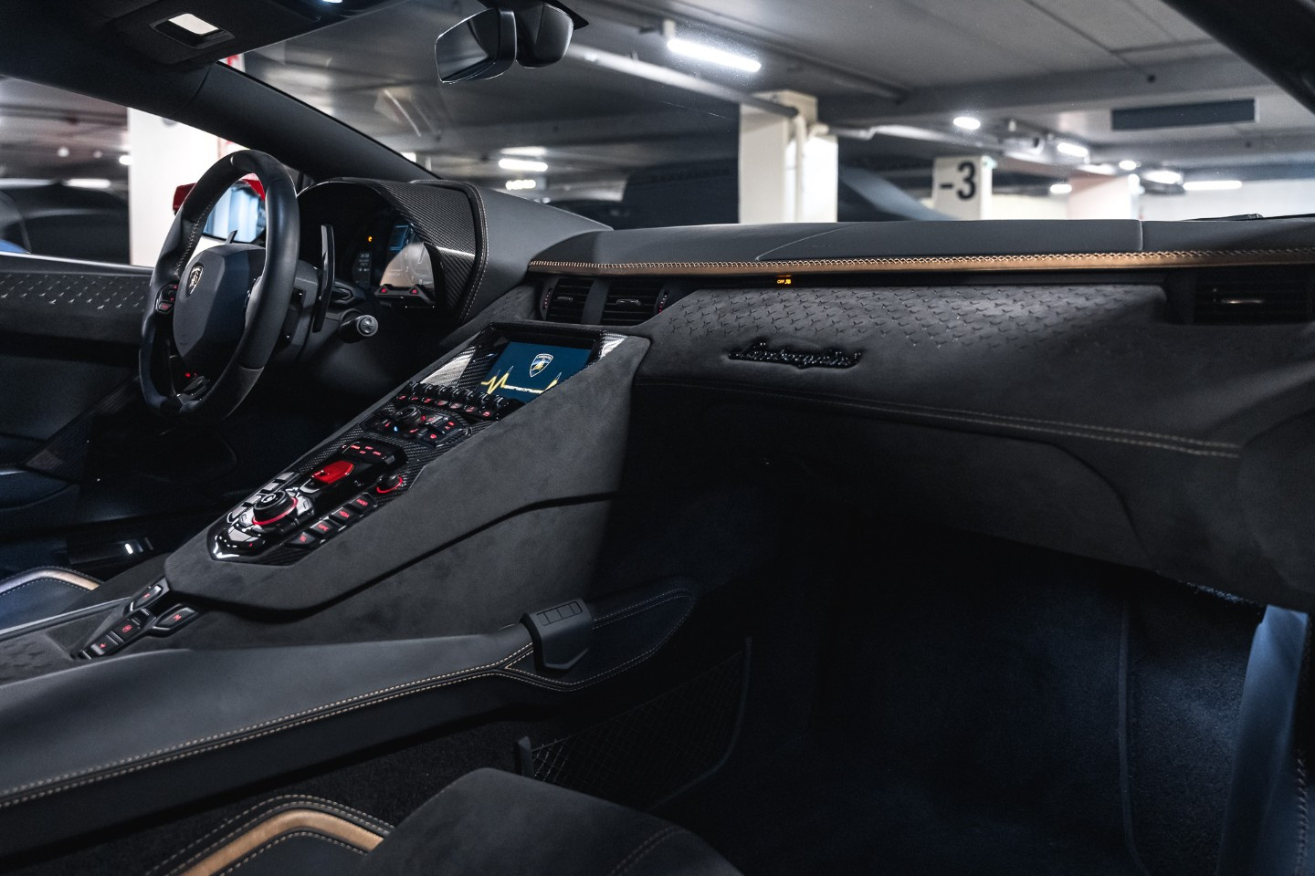 
                                                Voiture
                                                 Lamborghini Aventador Ultimae LP780-4