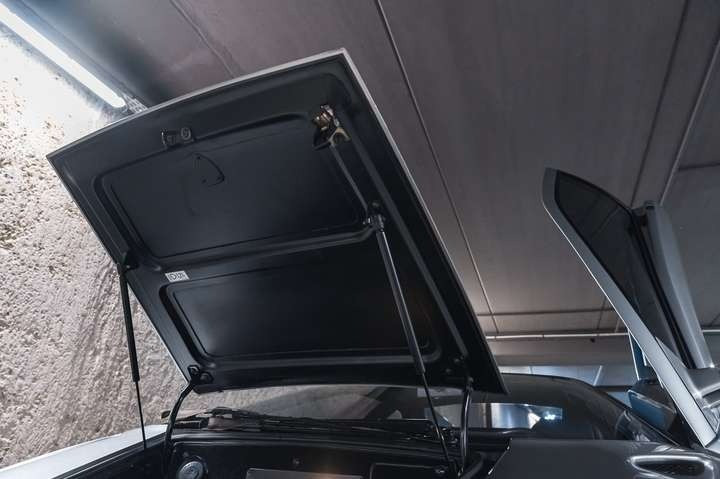 
                                                Voiture
                                                 Lamborghini Diablo VT (4x4) V12 5.7 492