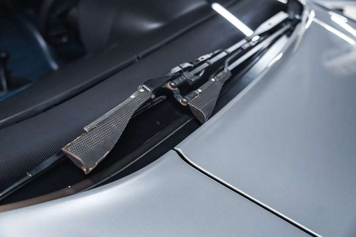 
                                                Voiture
                                                 Lamborghini Diablo VT (4x4) V12 5.7 492