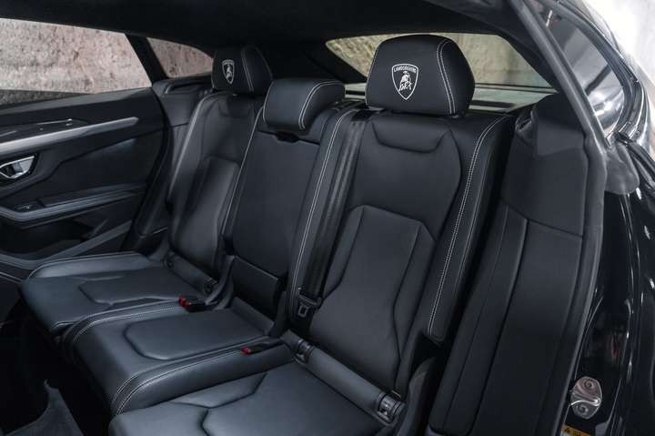 
                                                Voiture
                                                 Lamborghini Urus 4.0 V8 650 ch BVA8