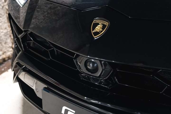 
                                                Voiture
                                                 Lamborghini Urus 4.0 V8 650 ch BVA8