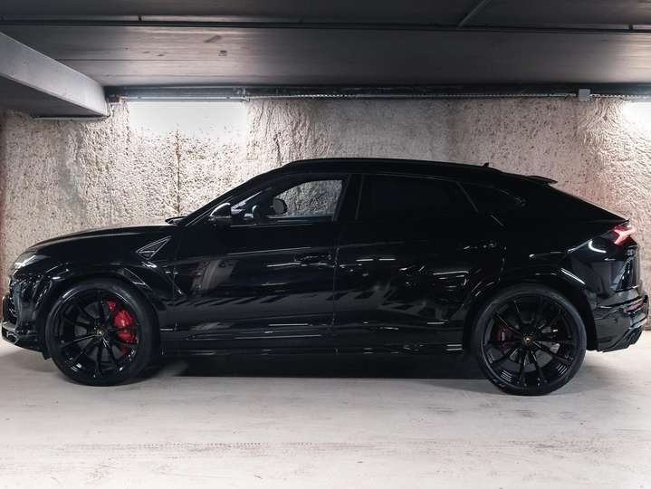 
                                                Voiture
                                                 Lamborghini Urus 4.0 V8 650 ch BVA8