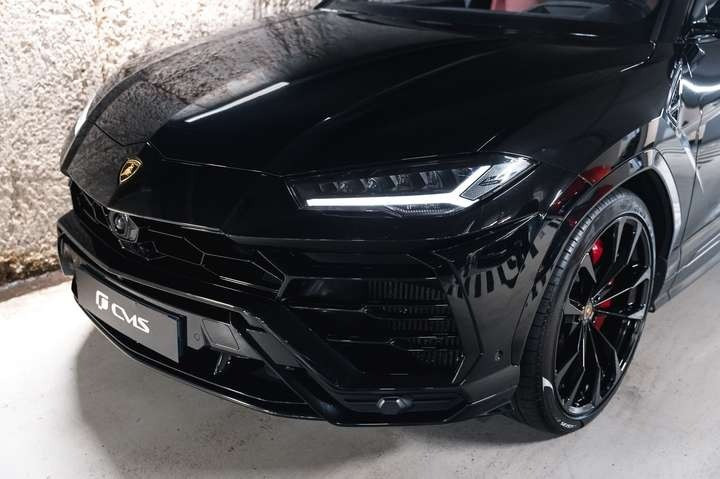 
                                                Voiture
                                                 Lamborghini Urus 4.0 V8 650 ch BVA8