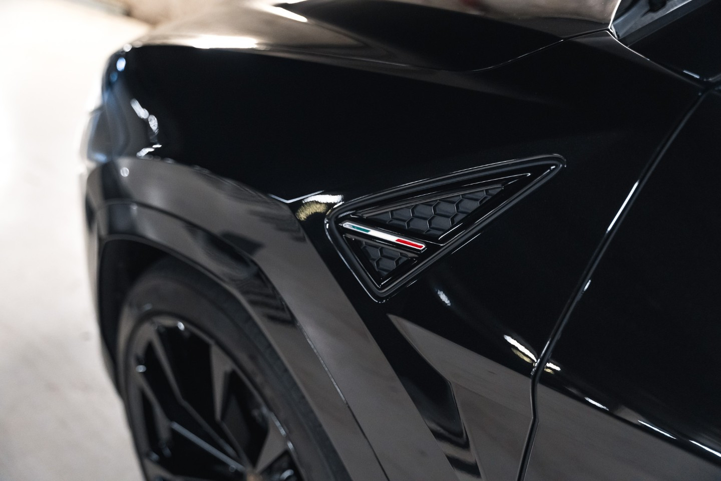 
                                                Voiture
                                                 Lamborghini Urus