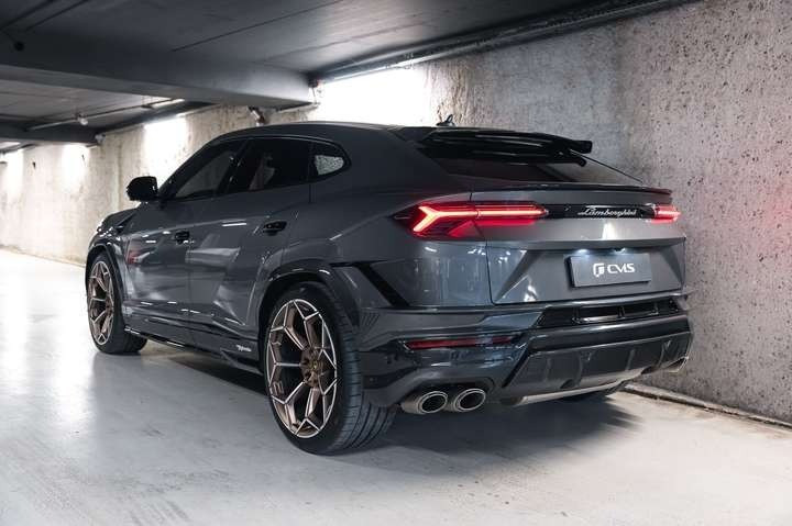 
                                                Voiture
                                                 Lamborghini Urus Performante 60th Anniversary