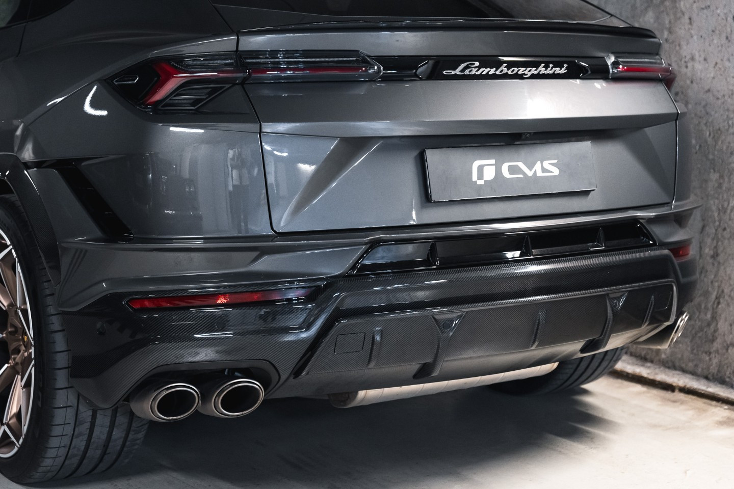 
                                                Voiture
                                                 Lamborghini Urus Performante 60th Anniversary