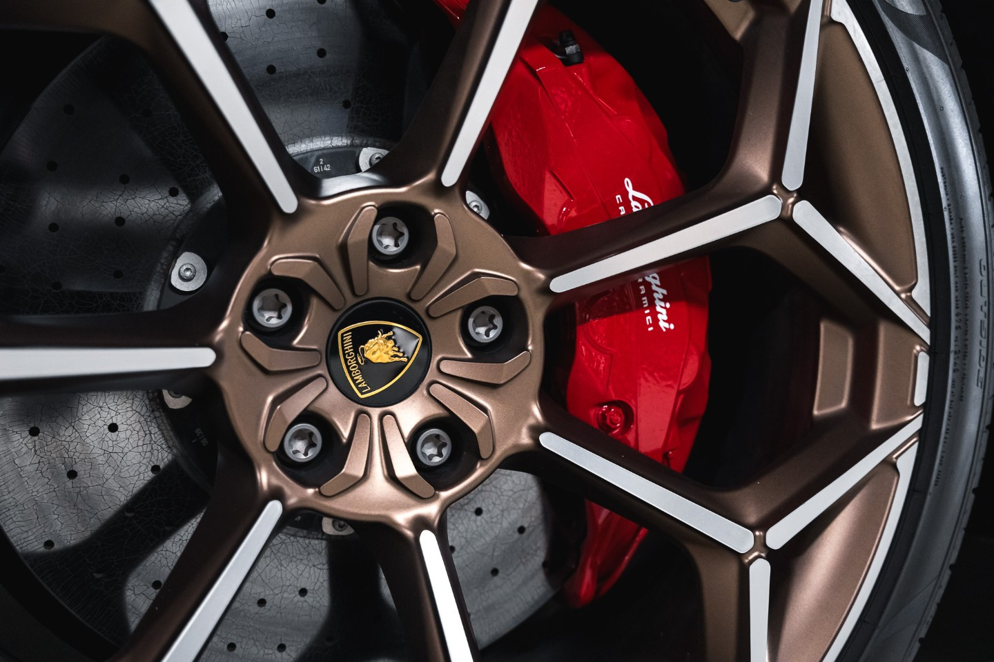
                                                Voiture
                                                 Lamborghini Urus Performante 60th Anniversary