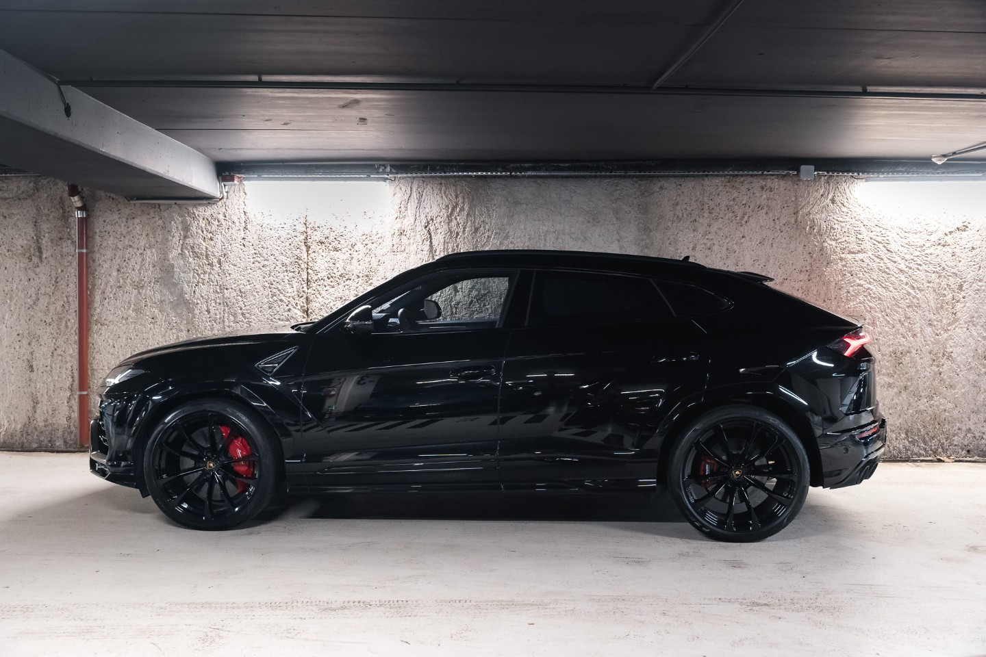 
                                                Voiture
                                                 Lamborghini Urus Urus 4.0 V8 650 ch BVA8