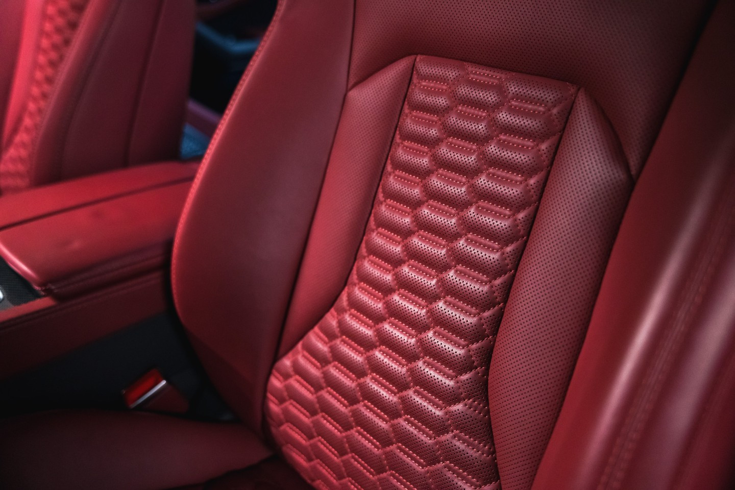 
                                                Voiture
                                                 Lamborghini Urus Urus 4.0 V8 650 ch BVA8