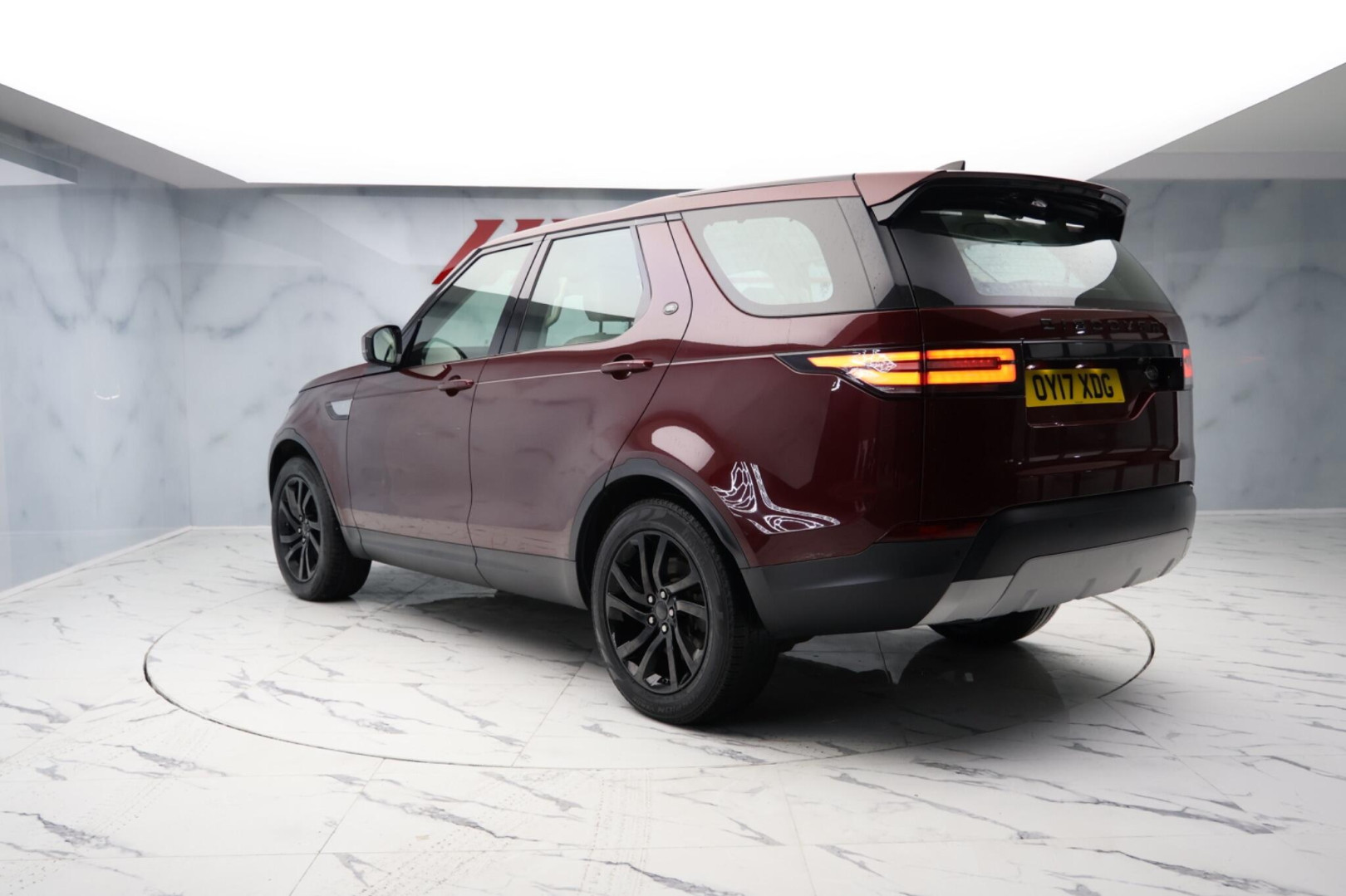 
                                                Voiture
                                                 Land Rover Discovery 2.0 SD4 HSE Auto 4WD Euro 6 (s/s) 5dr