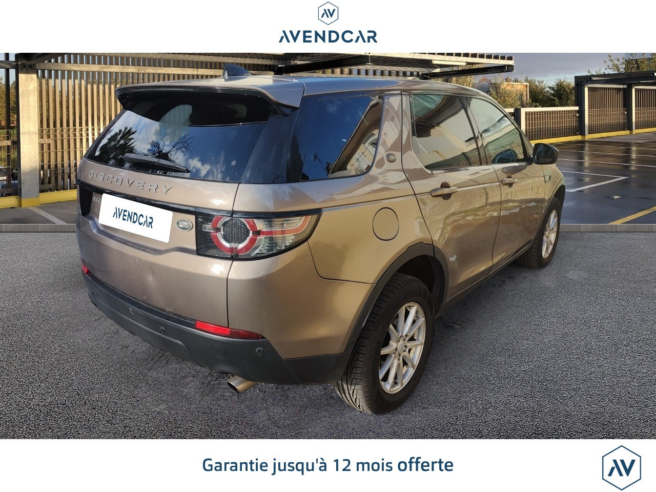 
                                                Voiture
                                                 LAND ROVER DISCOVERY SPORT 2.0 BUSINESS 4WD