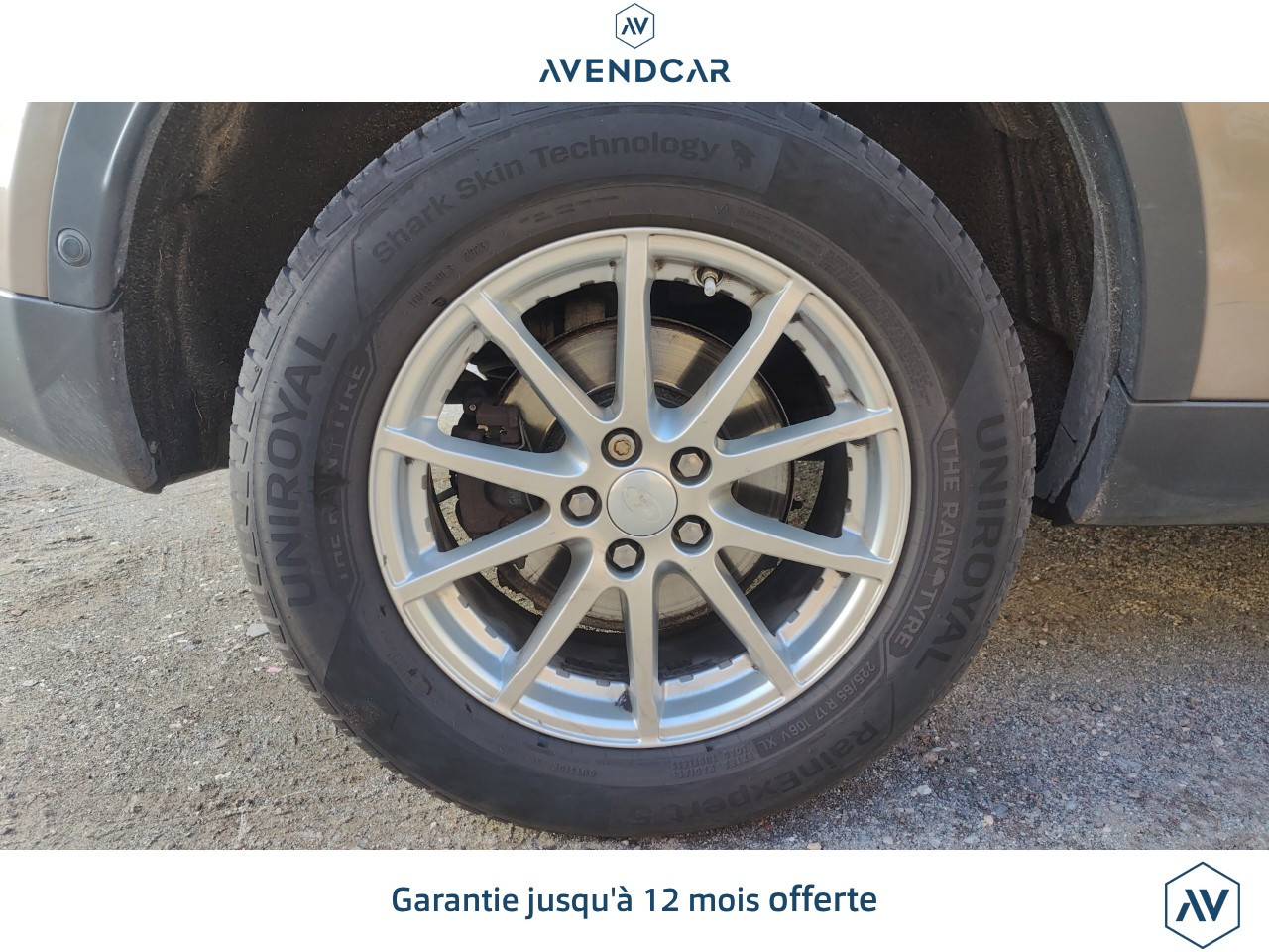 
                                                Voiture
                                                 LAND ROVER DISCOVERY SPORT 2.0 BUSINESS 4WD