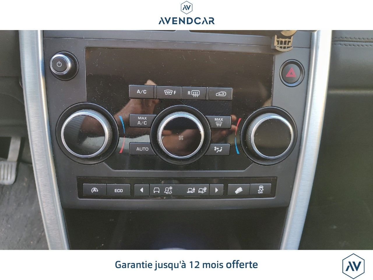 
                                                Voiture
                                                 LAND ROVER DISCOVERY SPORT 2.0 BUSINESS 4WD