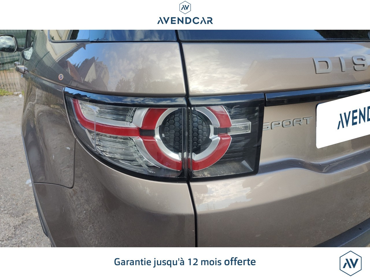 
                                                Voiture
                                                 LAND ROVER DISCOVERY SPORT 2.0 BUSINESS 4WD