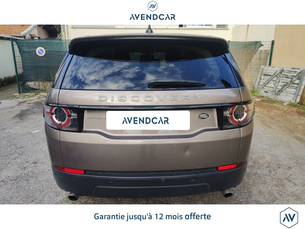 
                                                Voiture
                                                 LAND ROVER DISCOVERY SPORT 2.0 BUSINESS 4WD