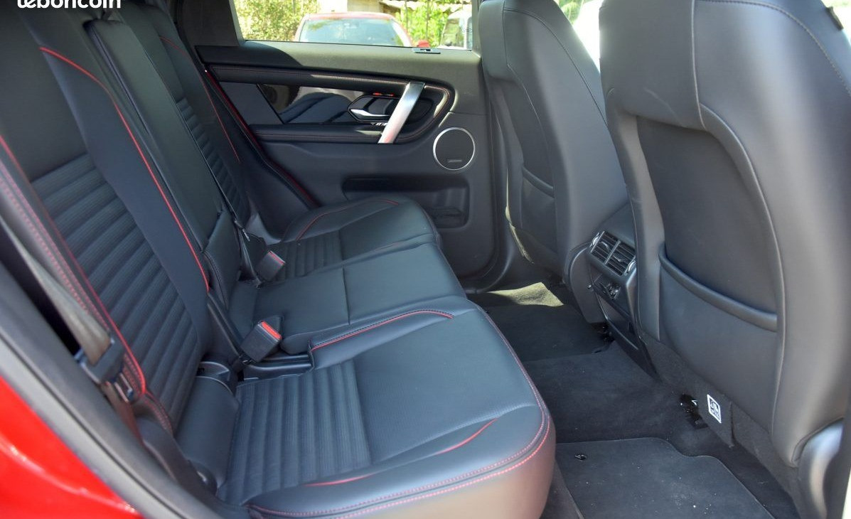 
                                                Voiture
                                                 Land Rover Discovery Sport 2.0 P200 200ch Flex Fuel R-Dynamic SE