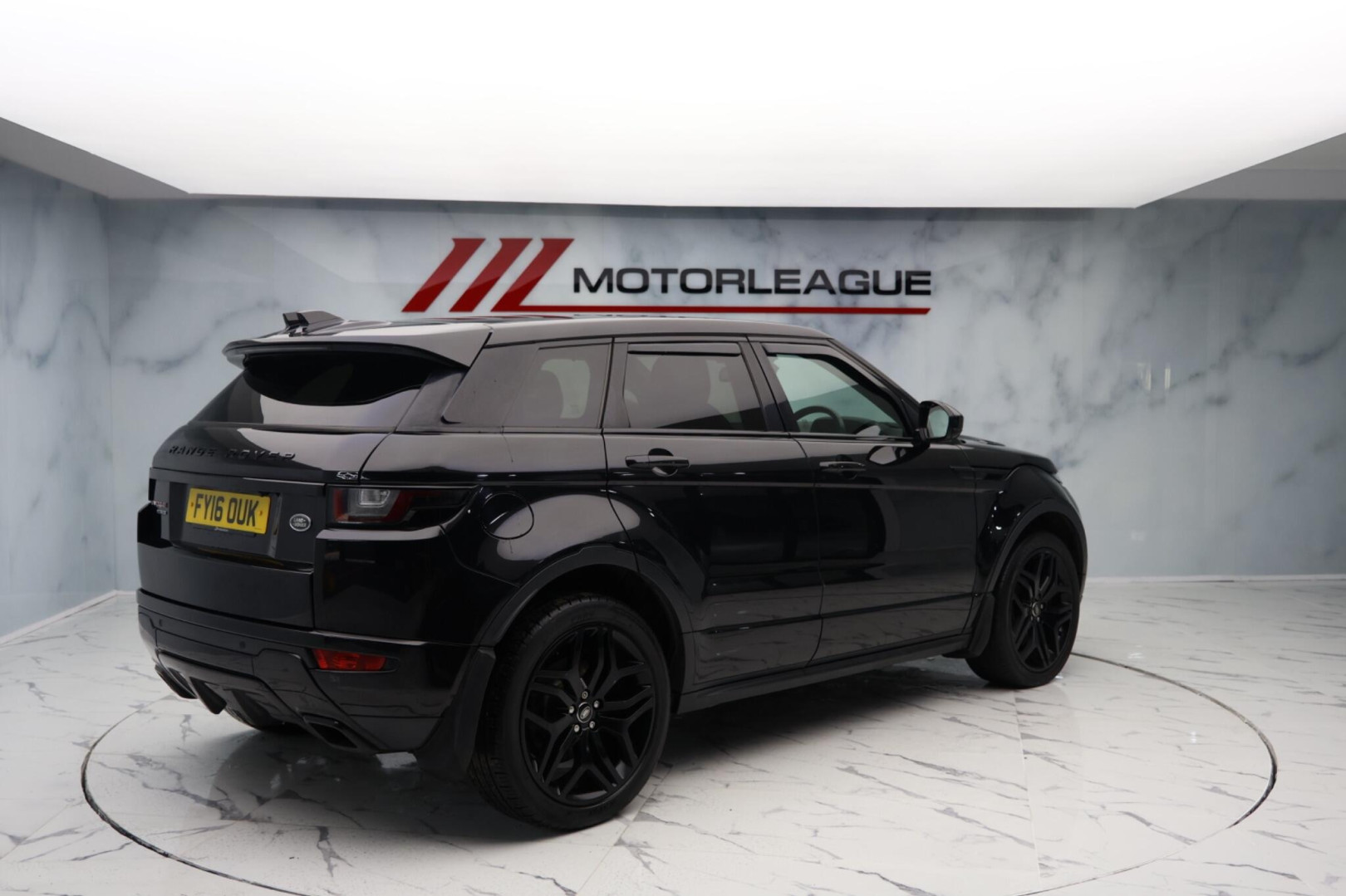 
                                                Voiture
                                                 Land Rover Range Rover Evoque 2.0 TD4 HSE Dynamic Auto 4WD Euro 6 (s/s) 5dr