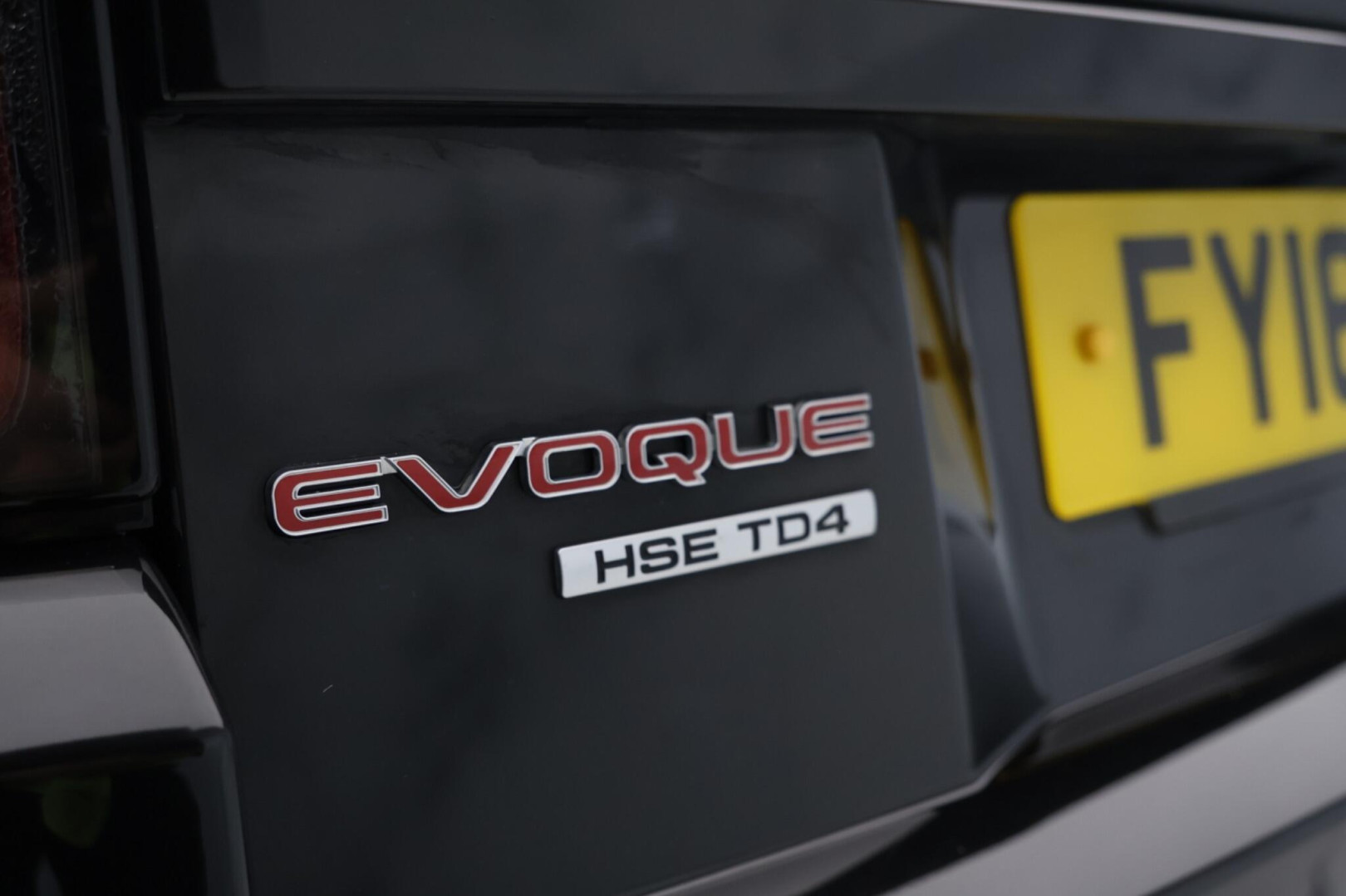 
                                                Voiture
                                                 Land Rover Range Rover Evoque 2.0 TD4 HSE Dynamic Auto 4WD Euro 6 (s/s) 5dr