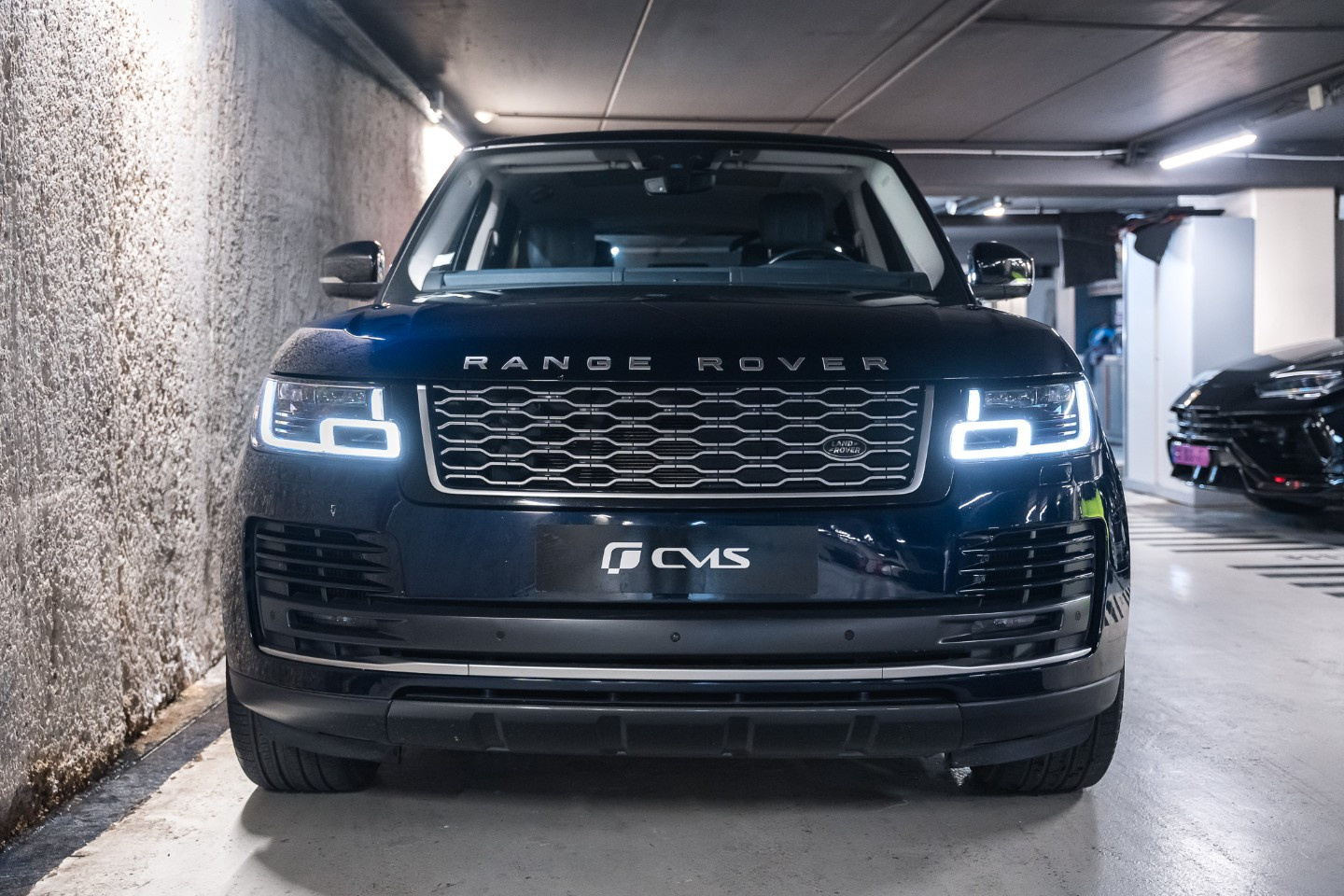 
                                                Voiture
                                                 Land Rover Range Rover (IV.II) P400E