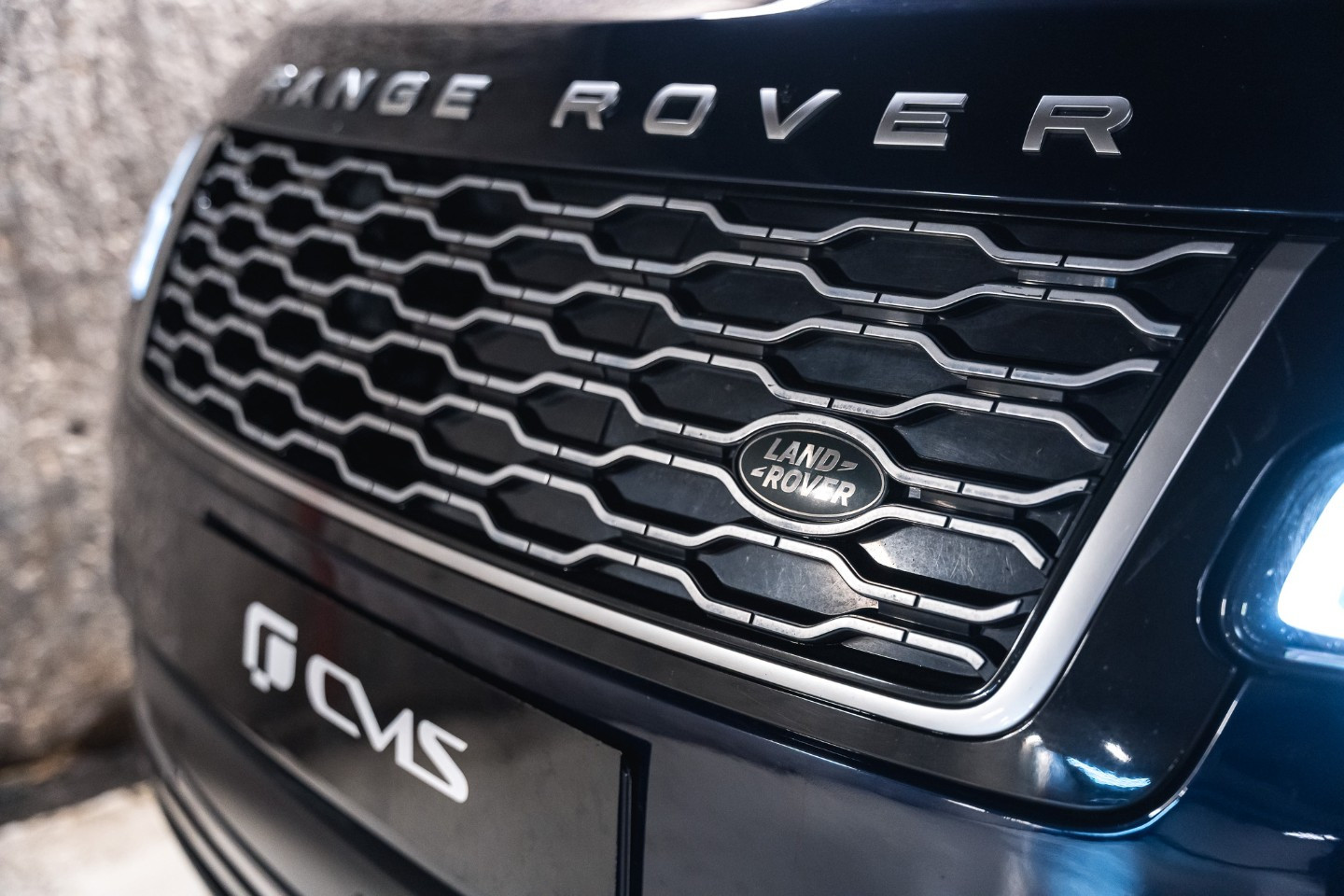 
                                                Voiture
                                                 Land Rover Range Rover (IV.II) P400E