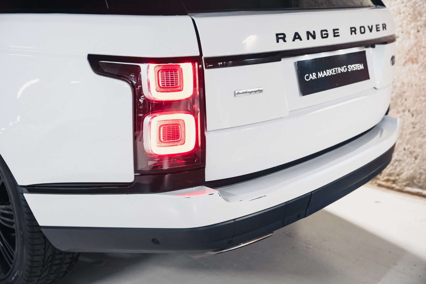 
                                                Voiture
                                                 Land Rover Range Rover LWB Supercharged Autobio