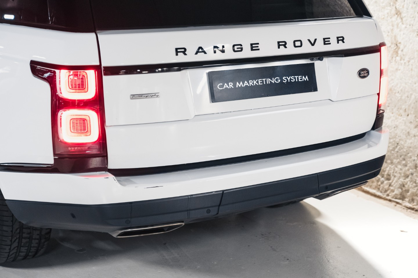
                                                Voiture
                                                 Land Rover Range Rover LWB Supercharged Autobio