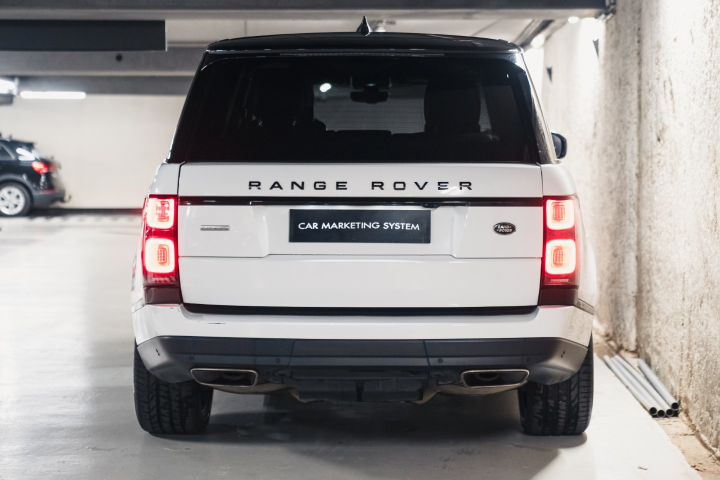 
                                                Voiture
                                                 Land Rover Range Rover LWB Supercharged Autobio