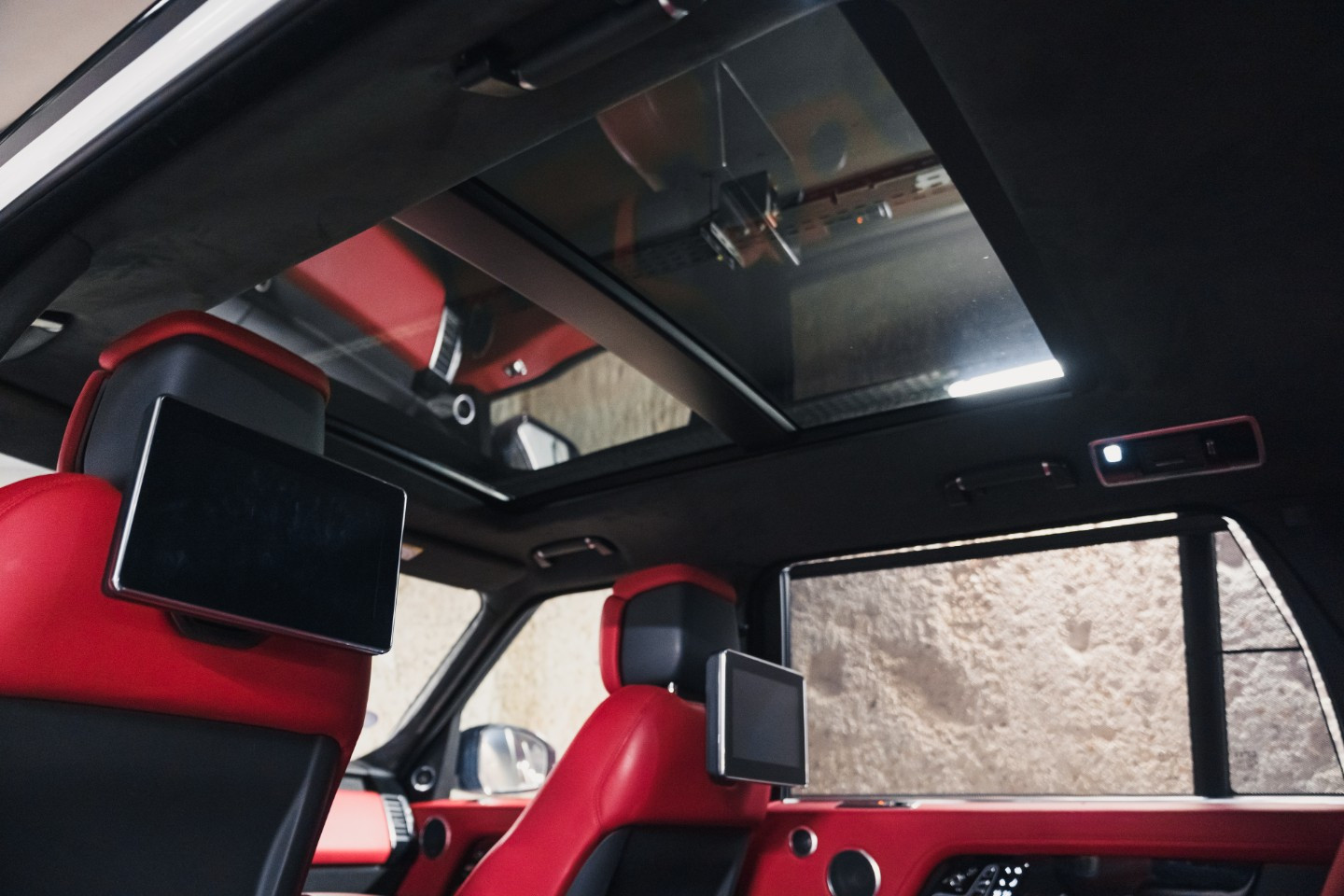 
                                                Voiture
                                                 Land Rover Range Rover LWB Supercharged Autobio