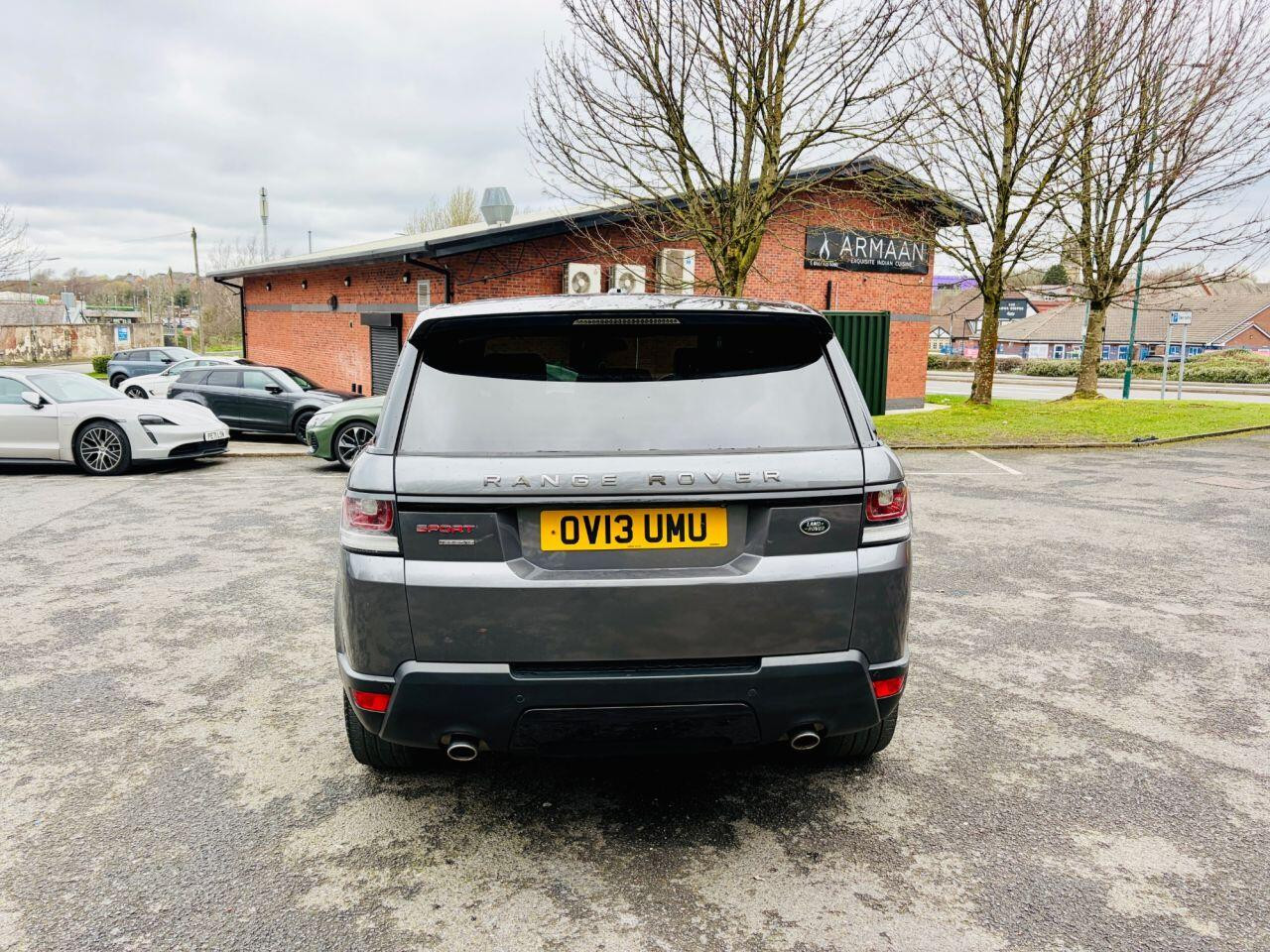 
                                                Voiture
                                                 Land Rover Range Rover Sport 3.0 SD V6 HSE SUV 5dr Diesel Auto 4WD Euro 5 (s/s) (292 ps) MOT 9/26 FSH ULEZ 112K ONLY