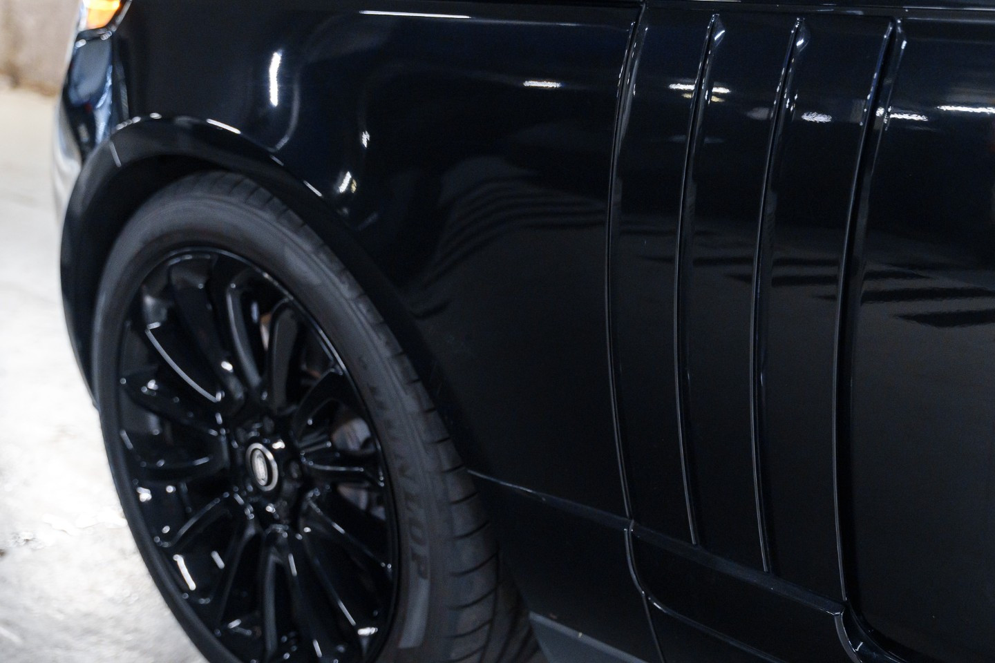 
                                                Voiture
                                                 Land Rover Range Rover Supercharged Autobiography