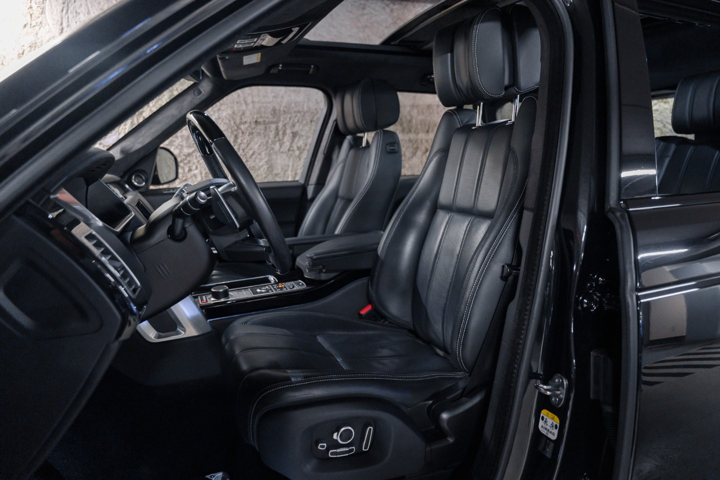 
                                                Voiture
                                                 Land Rover Range Rover Supercharged Autobiography
