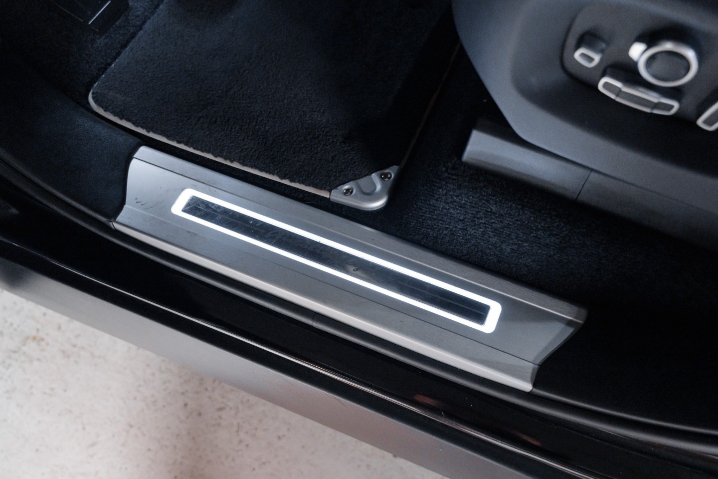 
                                                Voiture
                                                 Land Rover Range Rover Supercharged Autobiography