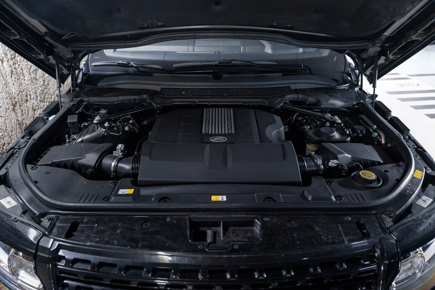 
                                                Voiture
                                                 Land Rover Range Rover Supercharged Autobiography