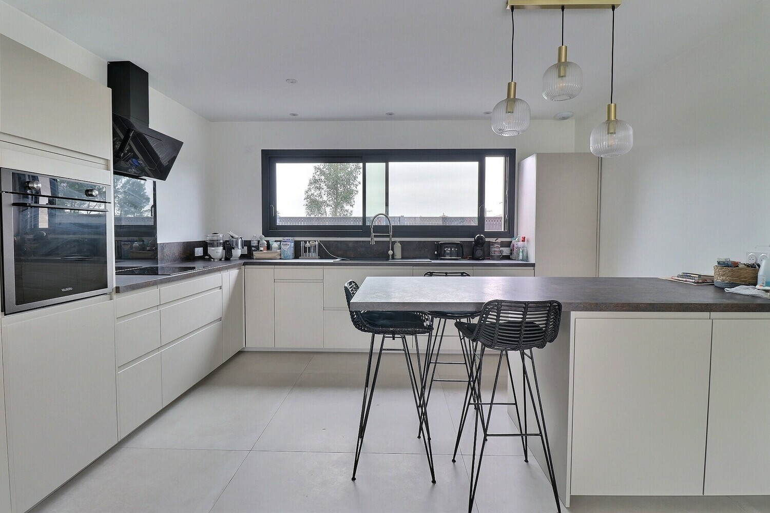 
                                                Vente
                                                 LANGON - MAISON CONTEMPORAINE AVEC PISCINE