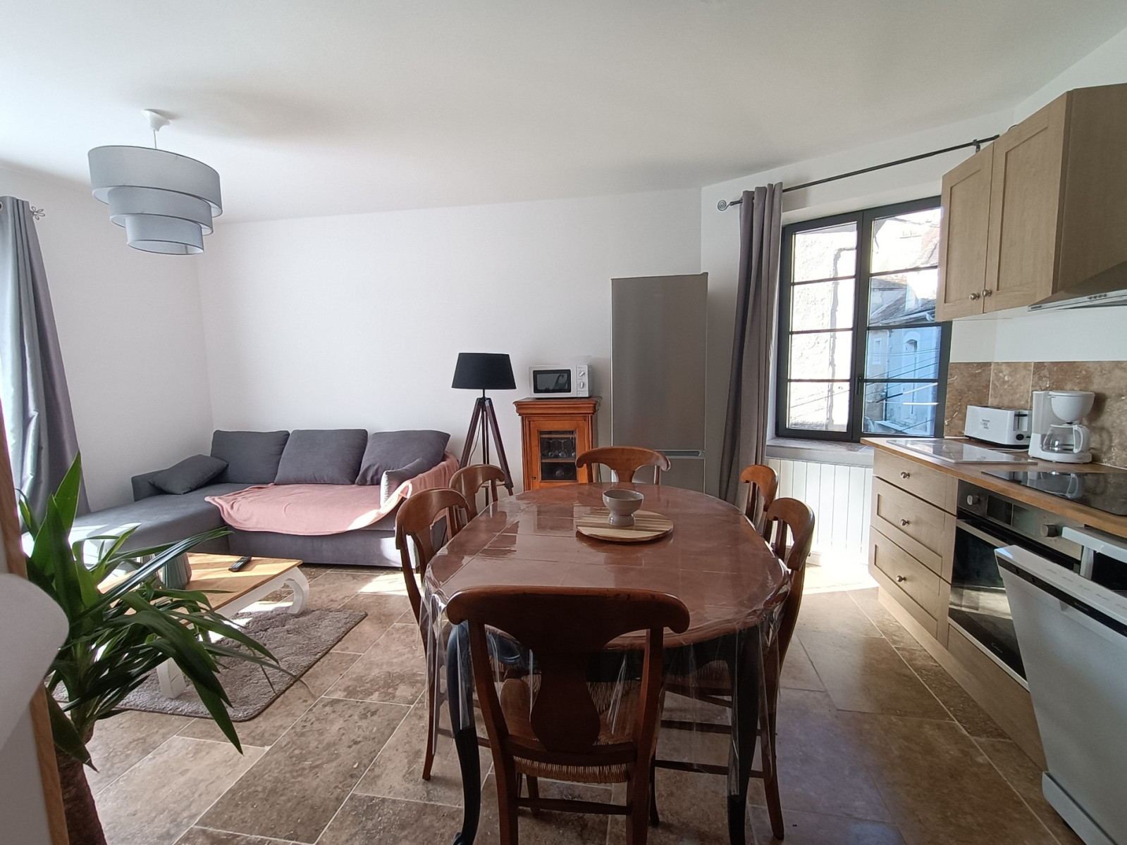 
                                                Location
                                                 Le Bugue Appartement t2 Meublé