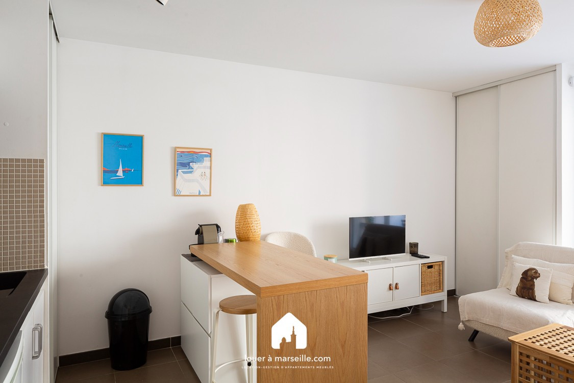 
                                                Location
                                                 Le Catalan