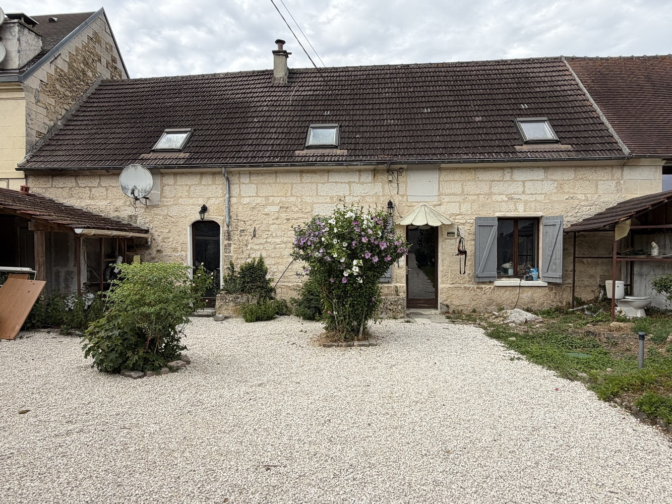 
                                                Vente
                                                 Le charme de l’ancien