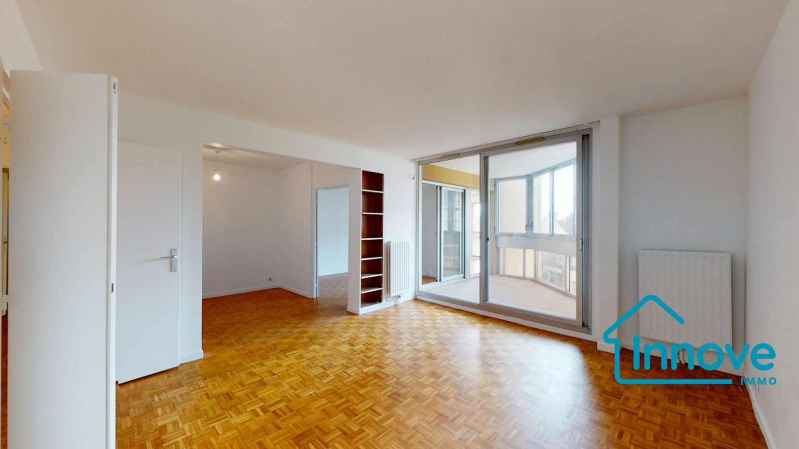 
                                                Location
                                                 Le Chesnay, limite Versailles, lumineux T5 avec loggia