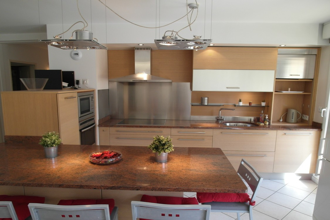 
                                                Location
                                                 Le Delanglade