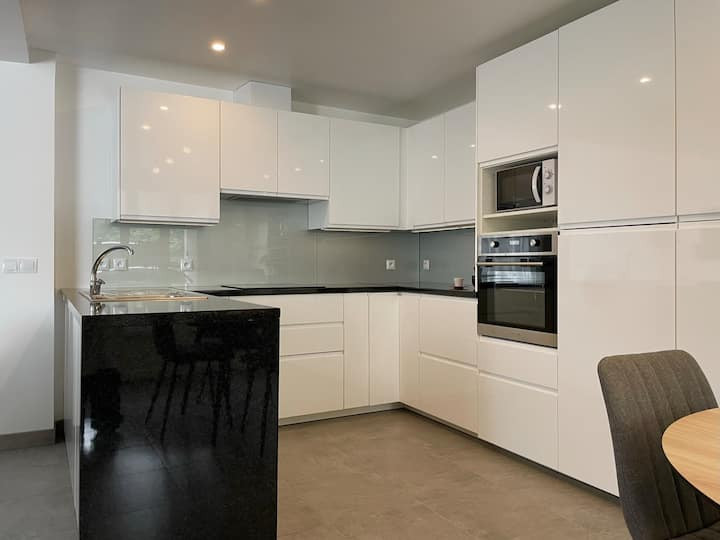 
                                                Location
                                                 Le dortoir est situé dans un quartier calme