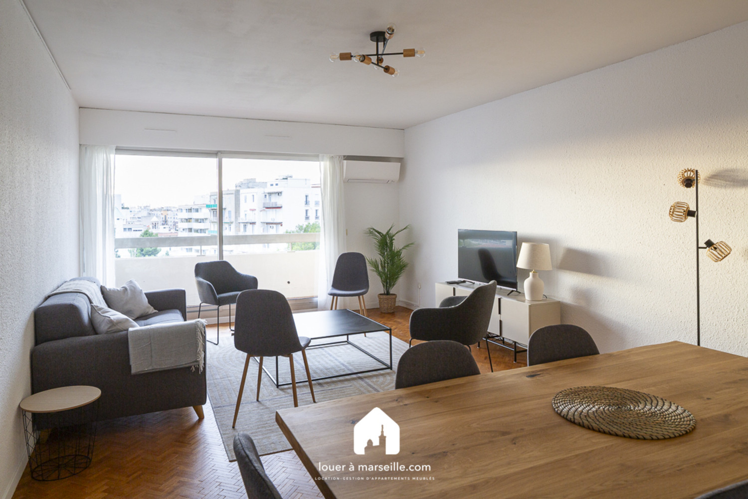 
                                                Location
                                                 Le Michelet