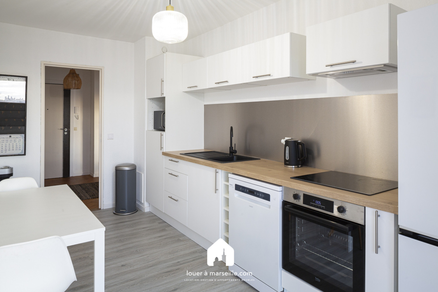 
                                                Location
                                                 Le Michelet