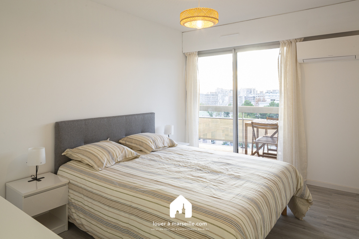 
                                                Location
                                                 Le Michelet