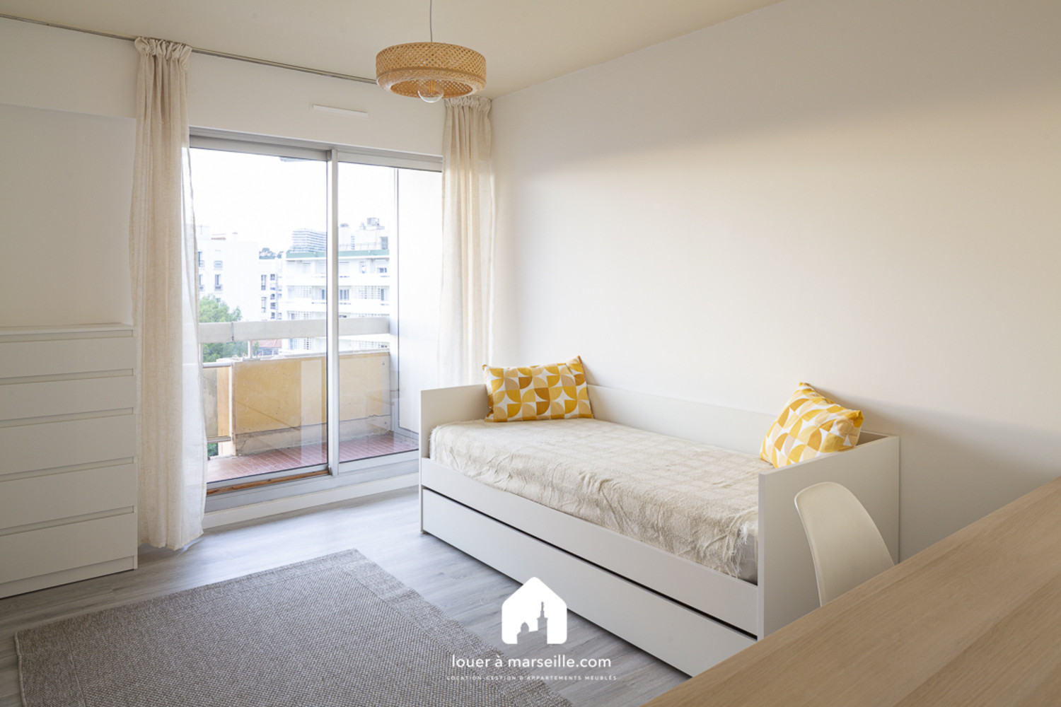 
                                                Location
                                                 Le Michelet