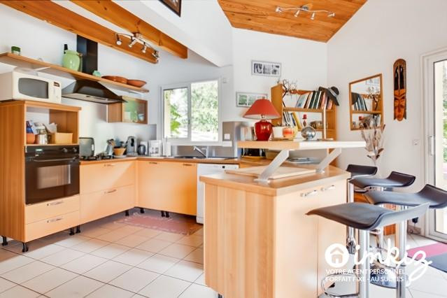 
                                                Vente
                                                 Les dunes, l’océan, maison atypique avec piscine