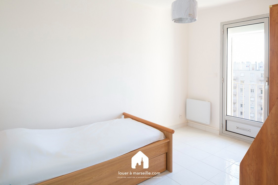 
                                                Location
                                                 Les Horizons Clairs