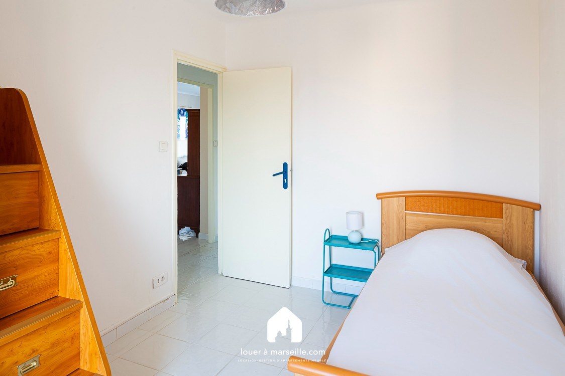 
                                                Location
                                                 Les Horizons Clairs