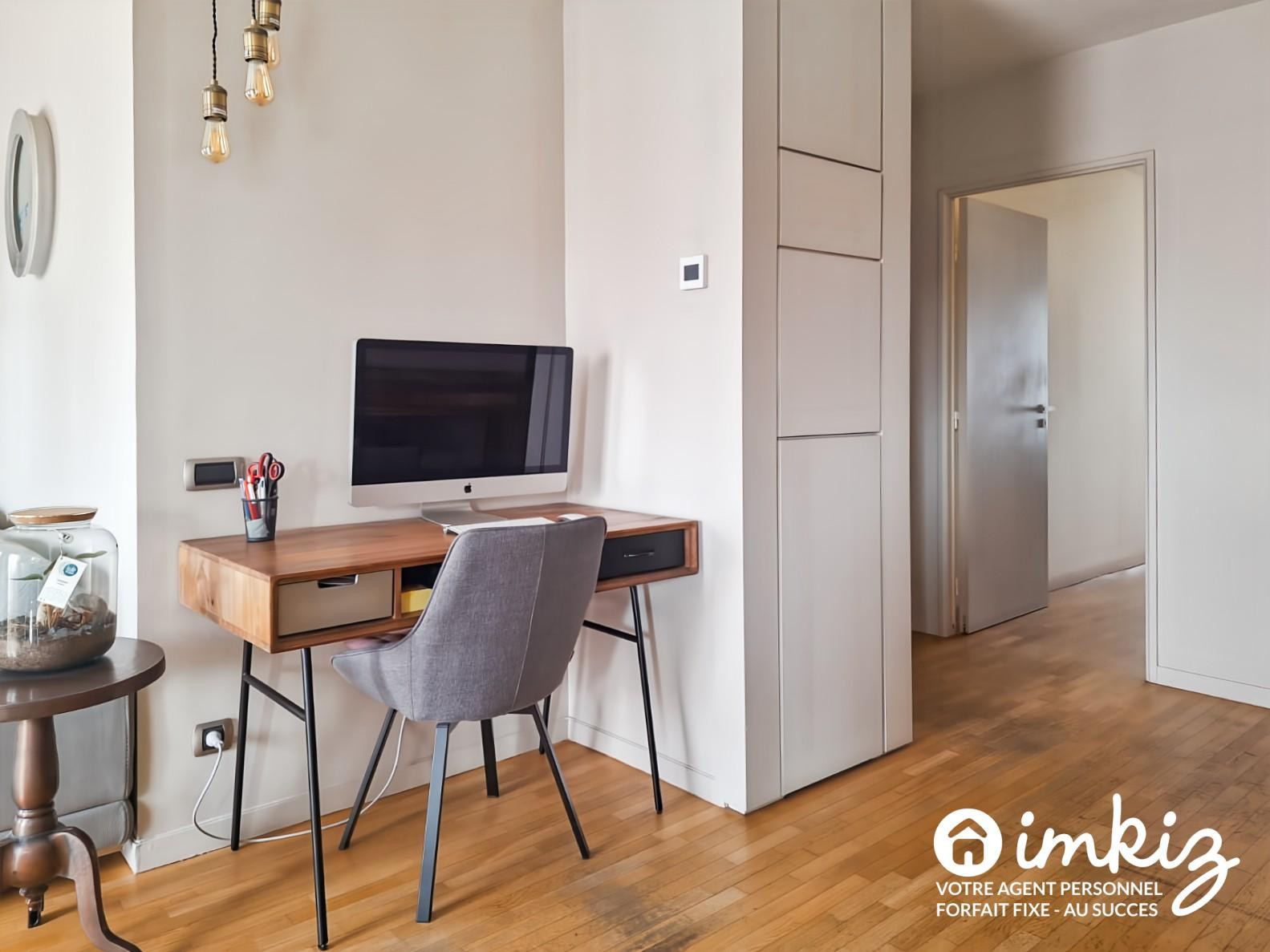 
                                                Vente
                                                 Les Lilas 4P de 136 m² dernier étage DPE C